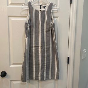 Ann Taylor Black & White Dress - Sz 8. NWOT?